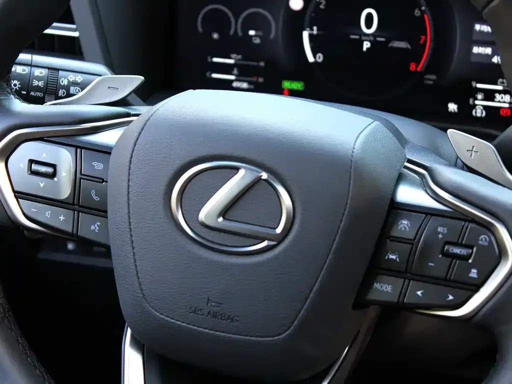 Lexus GX — фото 2