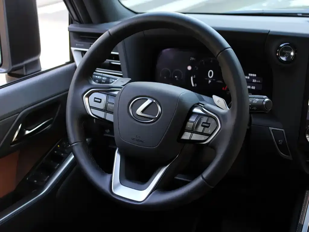 Lexus GX — фото 4