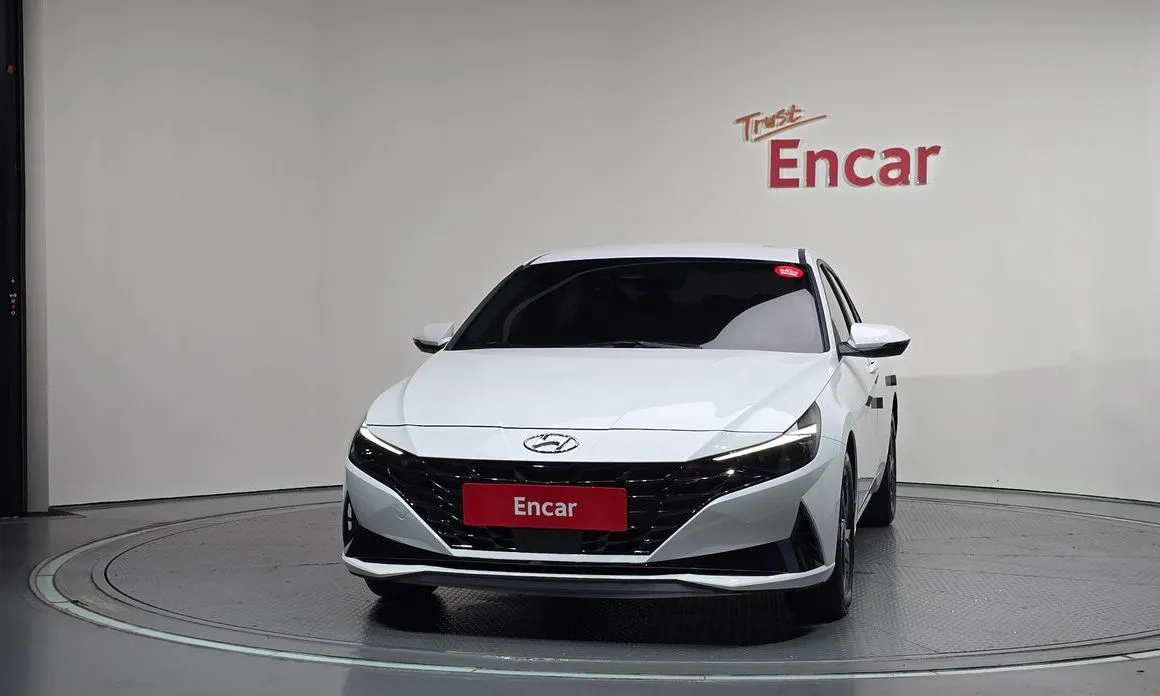 Hyundai AVANTE — фото 2