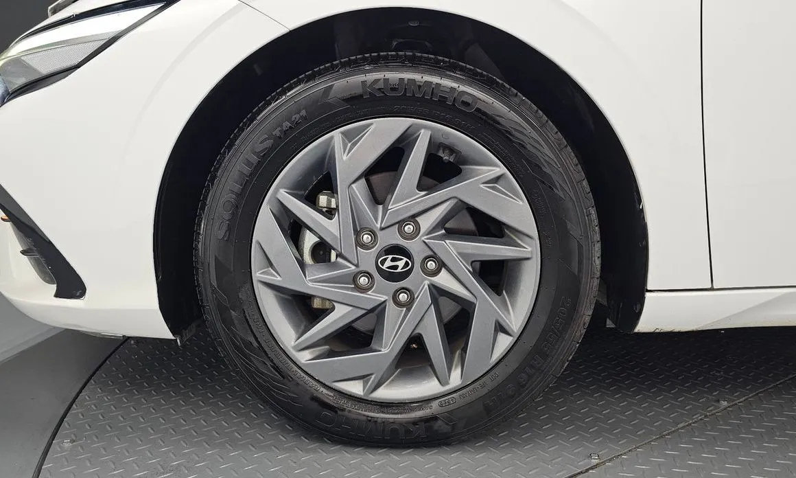 Hyundai AVANTE — фото 7