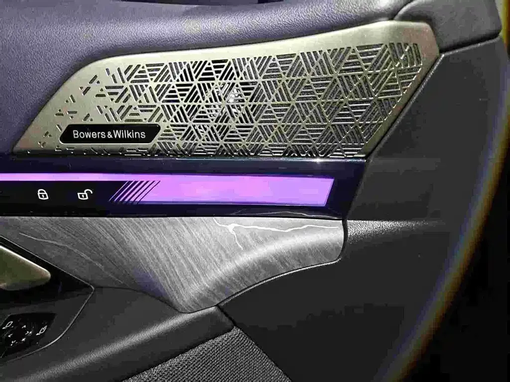 BMW 5 Series — фото 6
