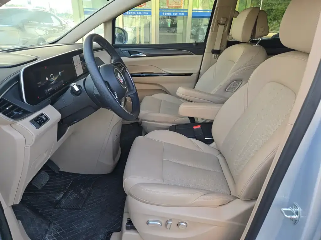Buick GL8 Hybrid — фото 4