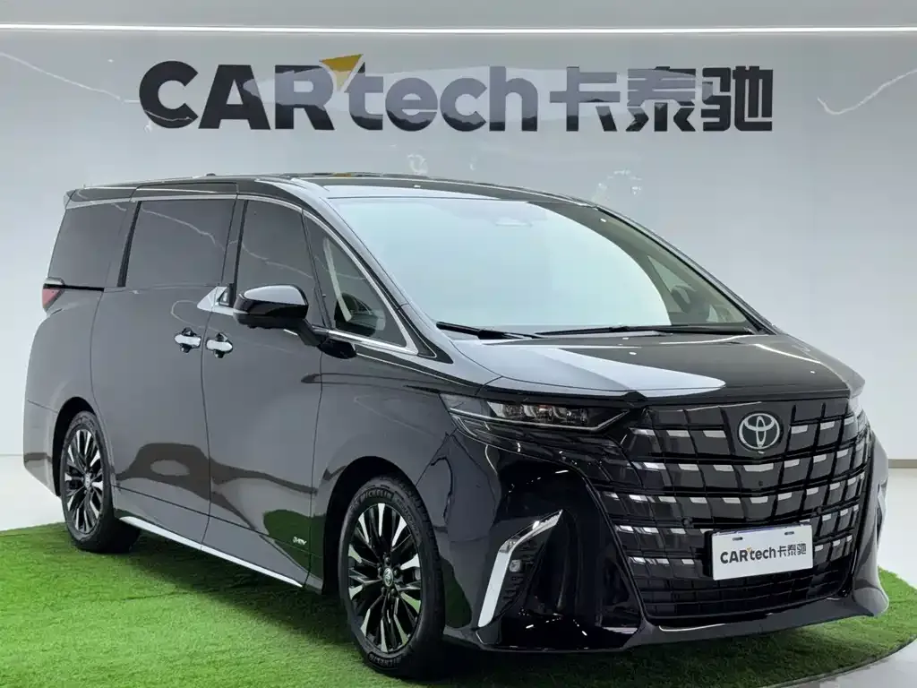 Toyota Alphard — фото 5