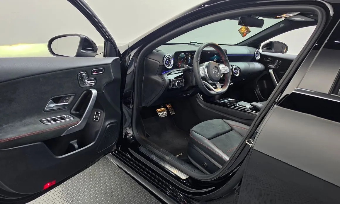 Mercedes-Benz A-Class — фото 10