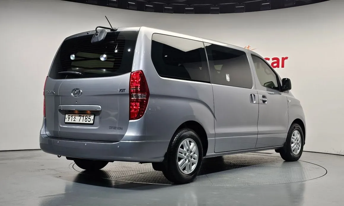 Hyundai Starex — фото 10