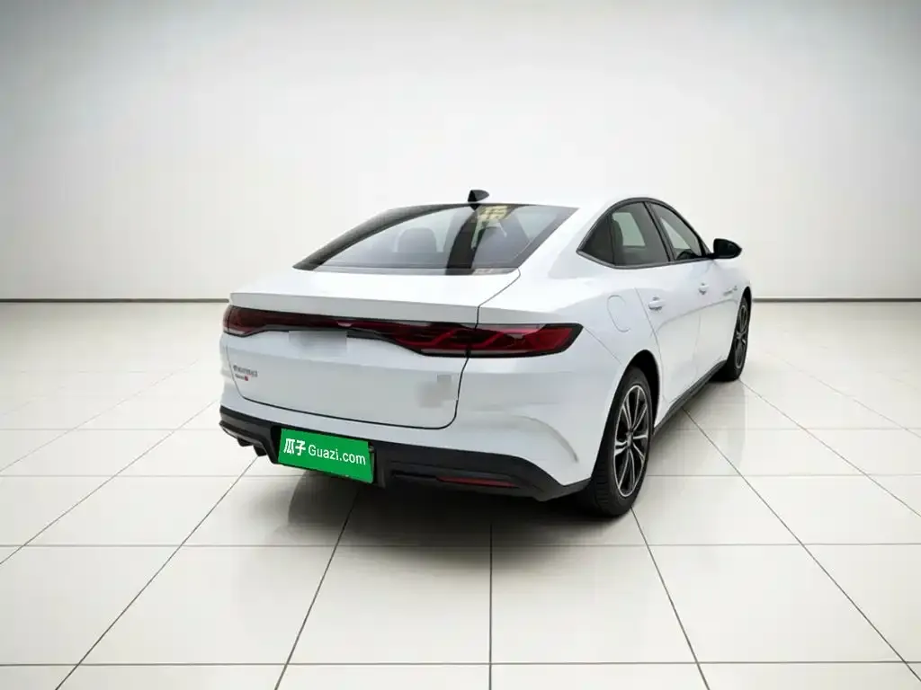 BYD Qin L — фото 7