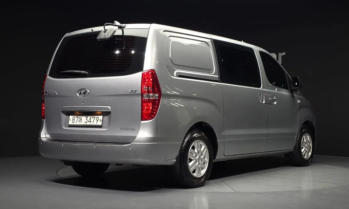 Hyundai Starex — фото 4