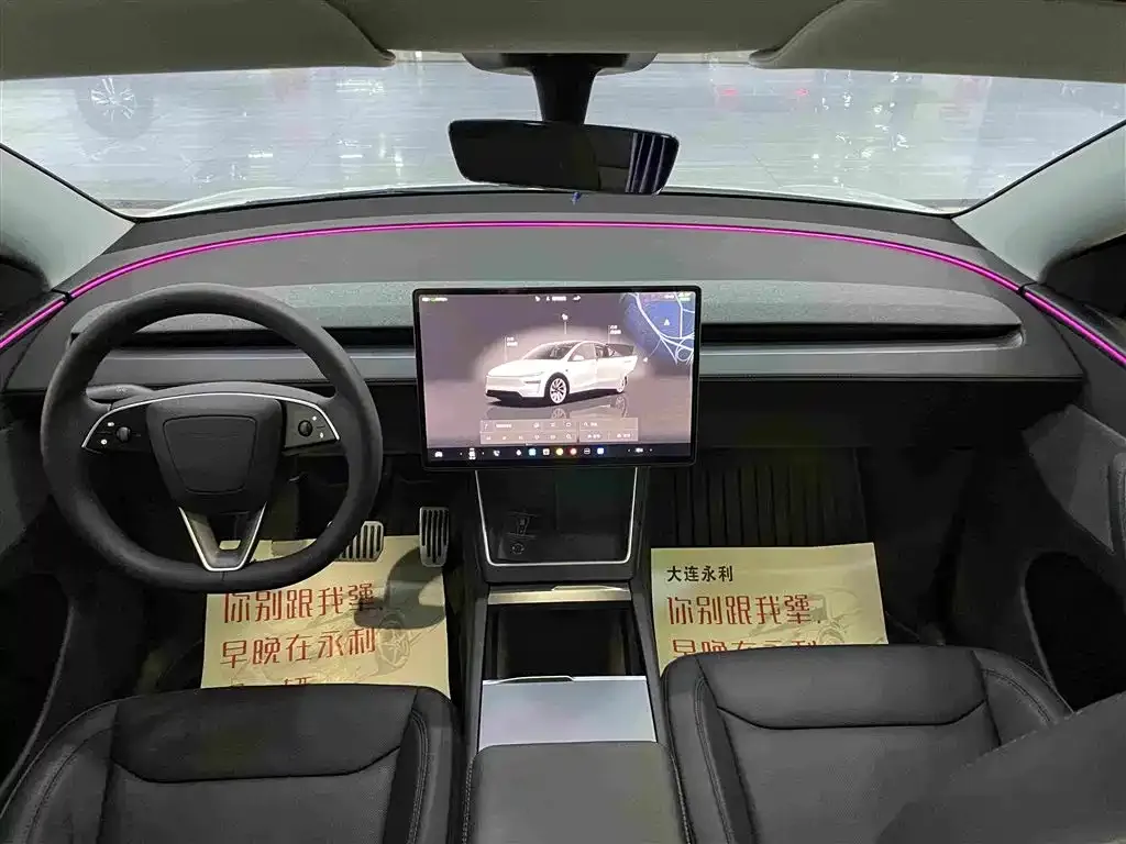 Tesla Model Y — фото 3