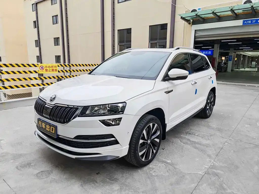 Skoda Karoq — фото 1
