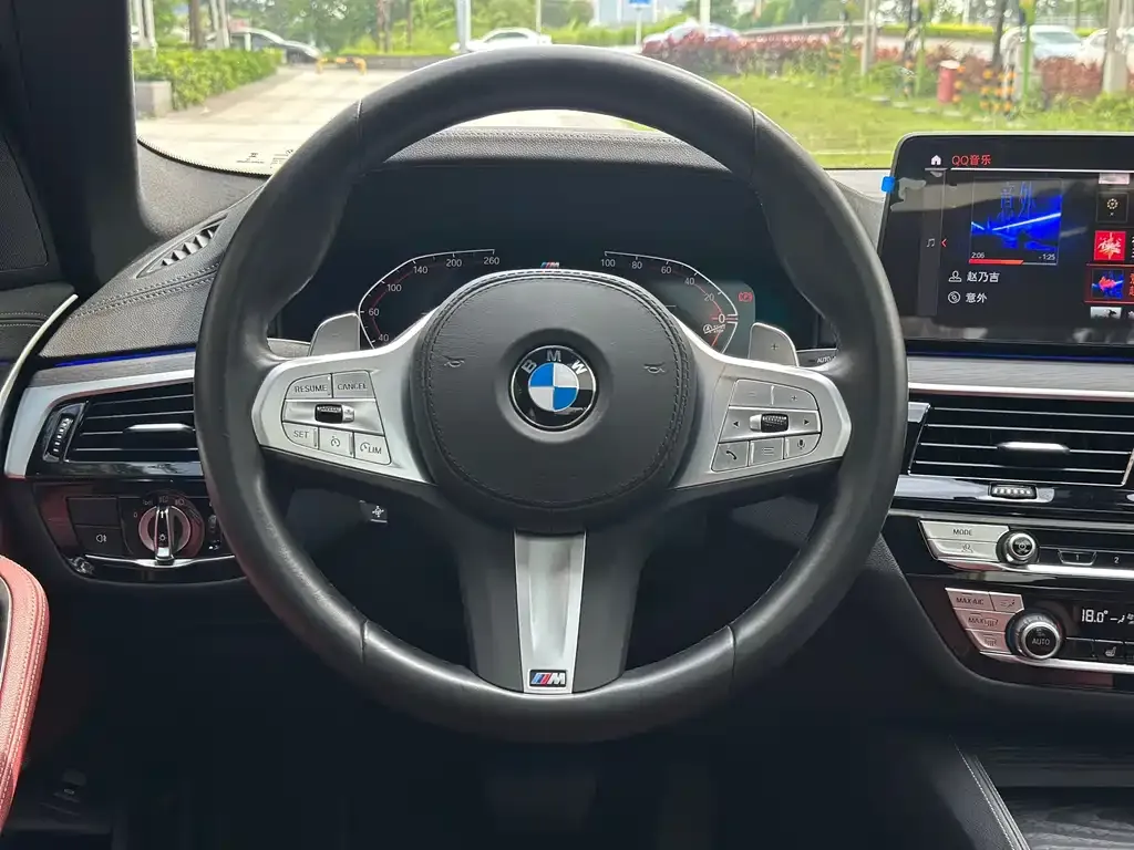 BMW 5 Series — фото 4