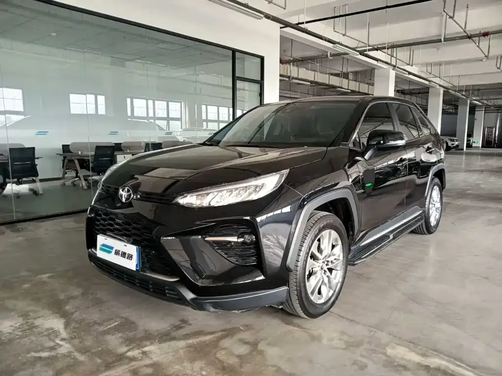 Toyota Wildlander — фото 1