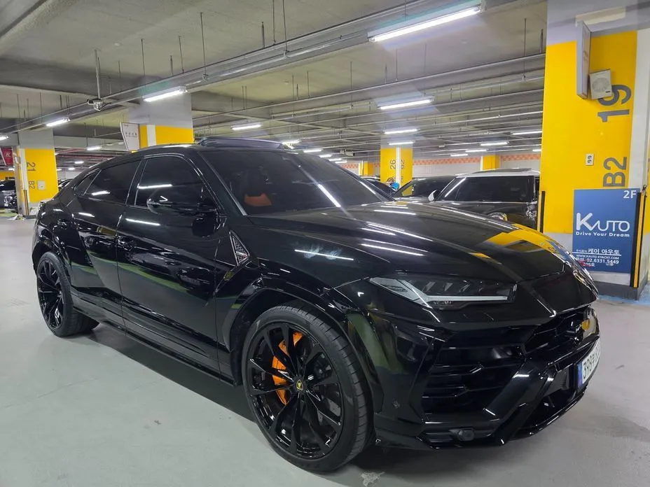 Lamborghini Urus — фото 6