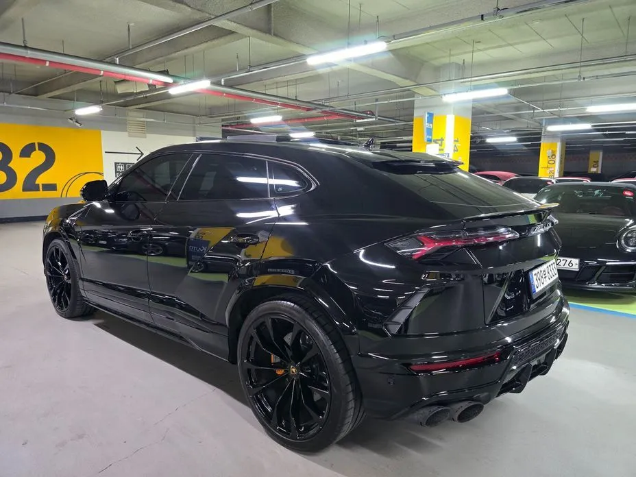 Lamborghini Urus — фото 9