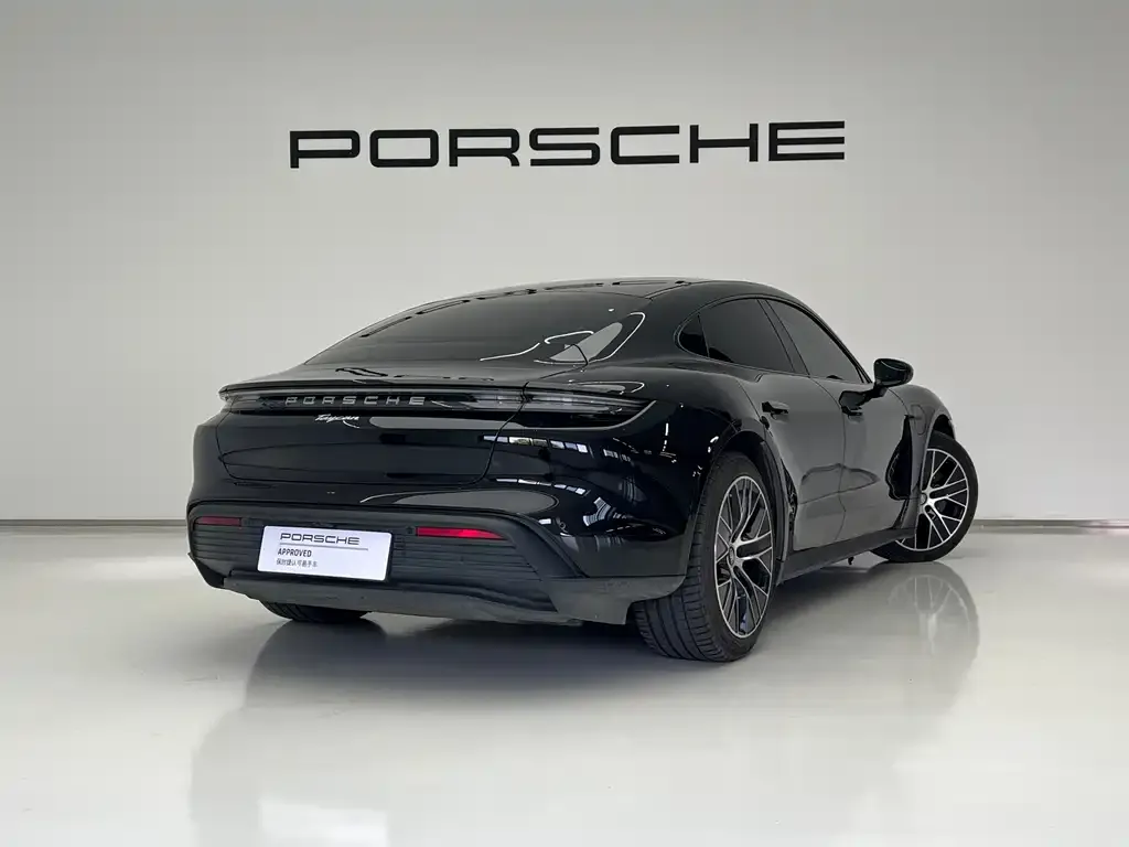 Porsche Taycan — фото 5