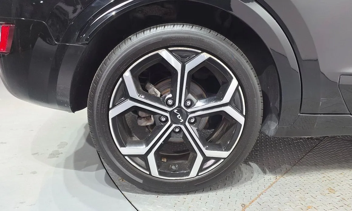 Kia Niro — фото 10