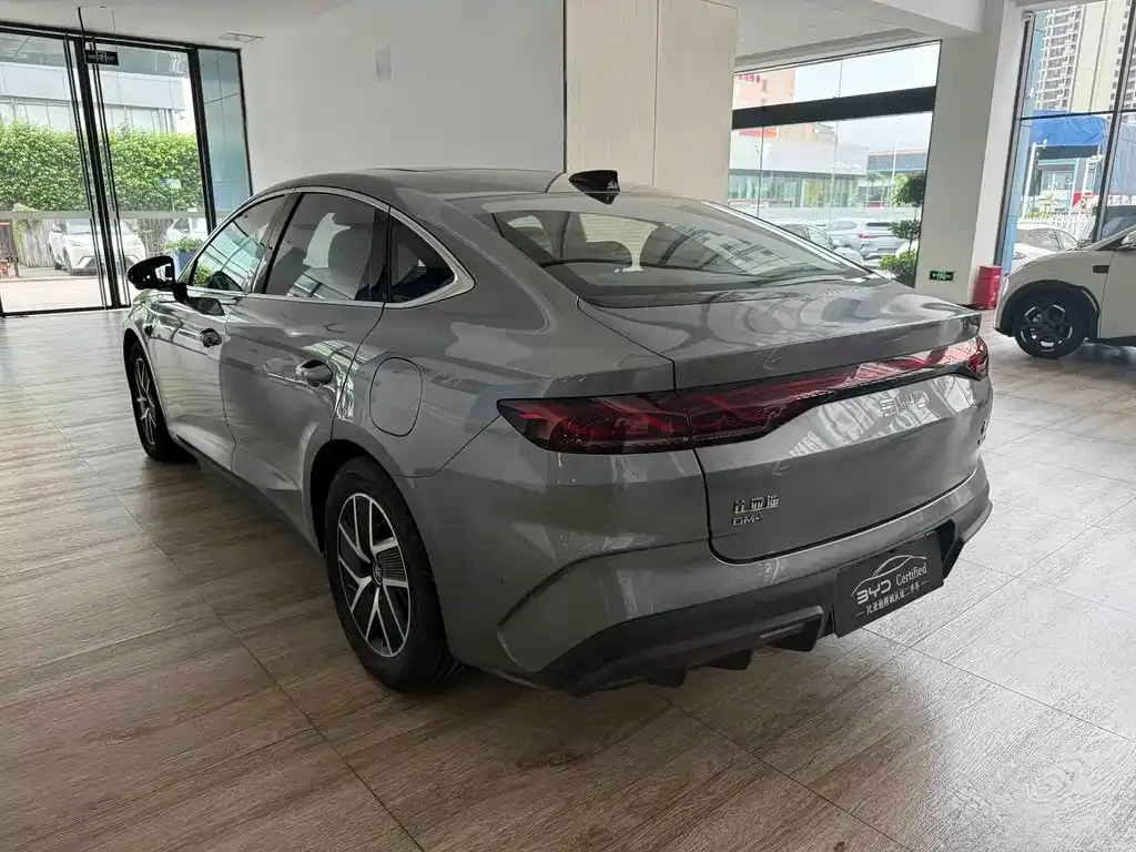BYD Qin L — фото 4