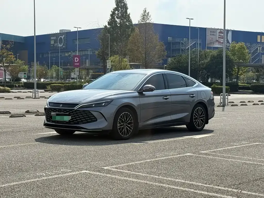 BYD Qin L — фото 1