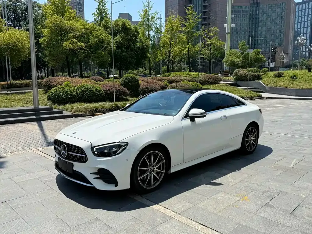 Mercedes-Benz E-Class (Import) — фото 1