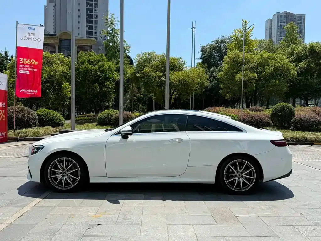 Mercedes-Benz E-Class (Import) — фото 5