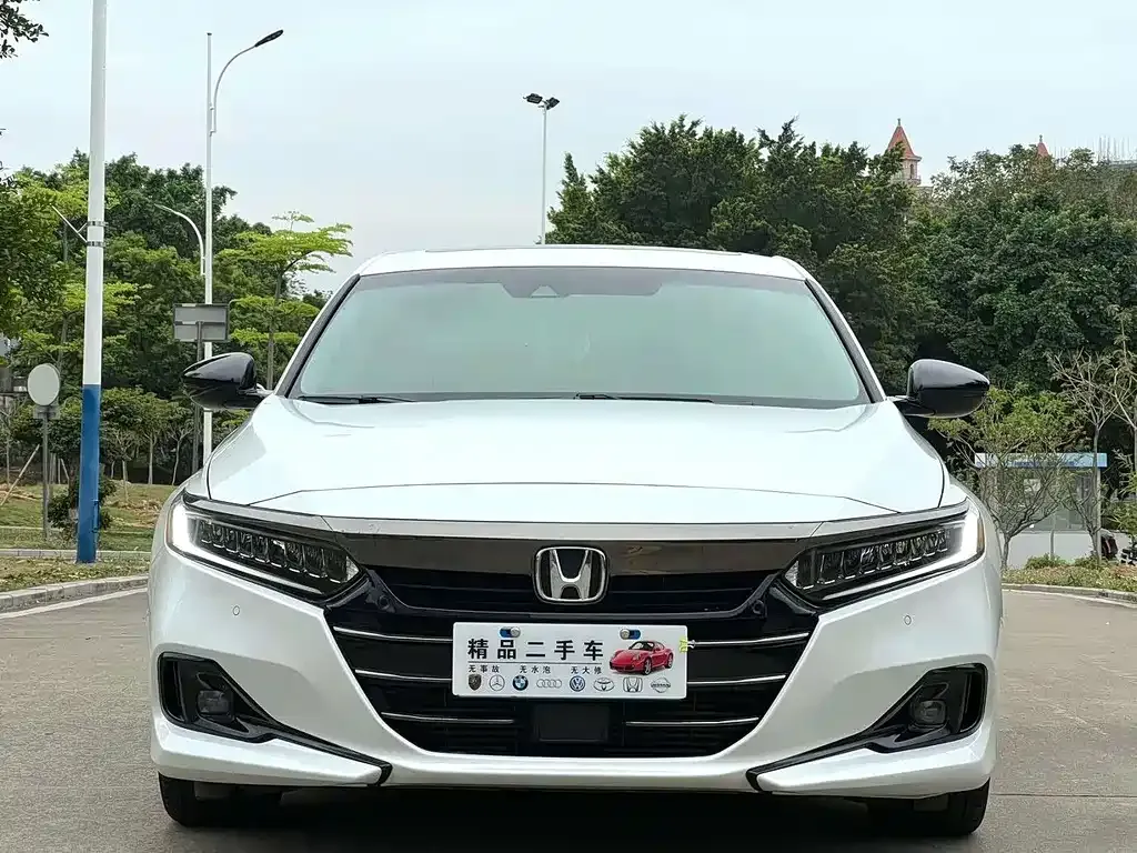 Honda Accord — фото 4