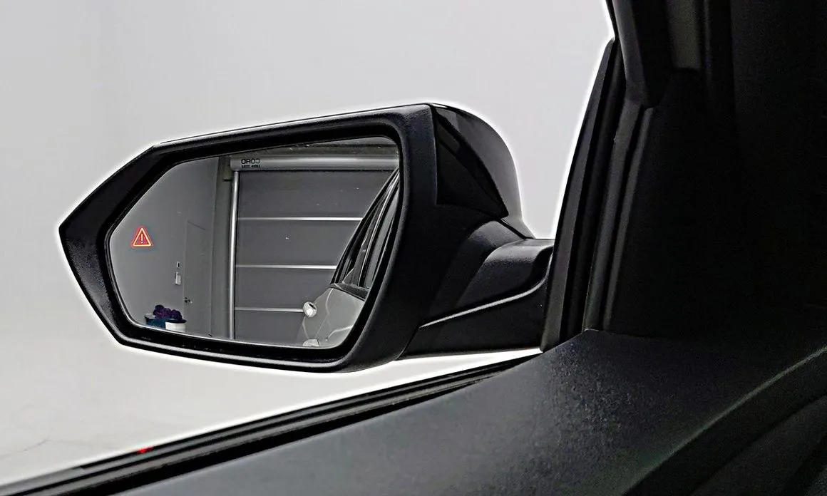 Hyundai AVANTE — фото 4