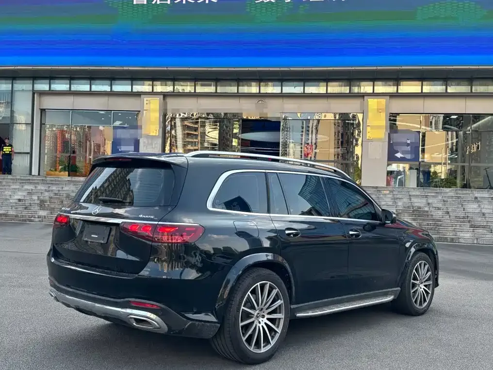 Mercedes-Benz GLS — фото 2
