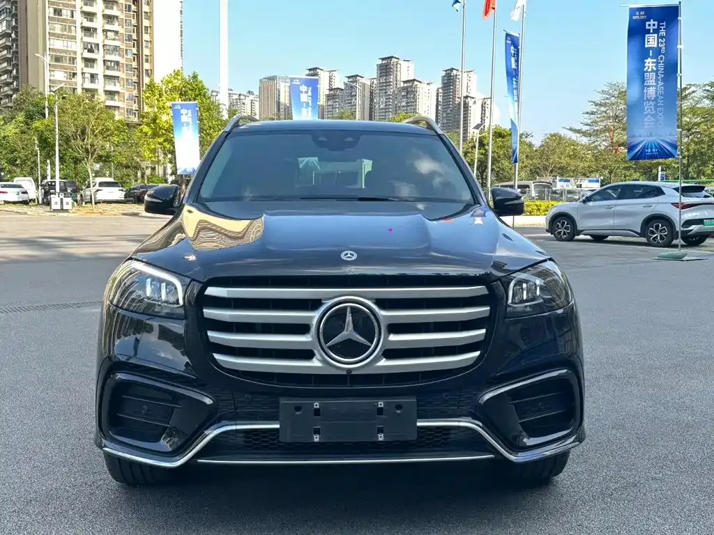 Mercedes-Benz GLS — фото 4