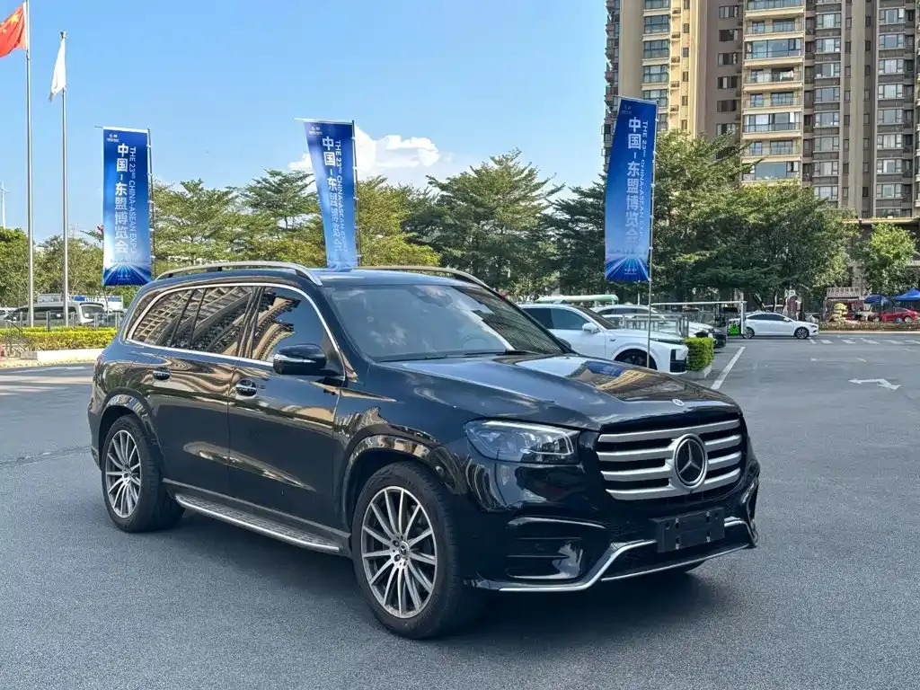 Mercedes-Benz GLS — фото 8