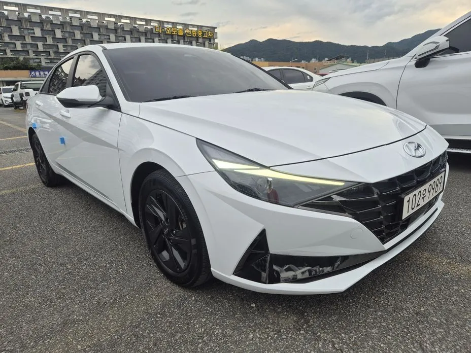 Hyundai AVANTE — фото 2