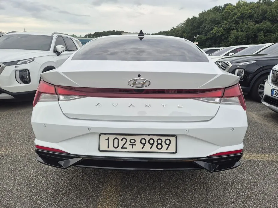 Hyundai AVANTE — фото 3