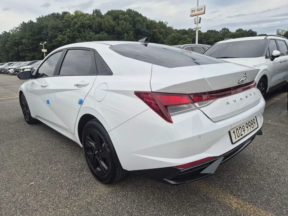Hyundai AVANTE — фото 9