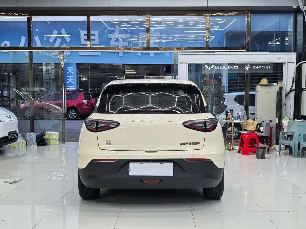 Geely Starburst — фото 10