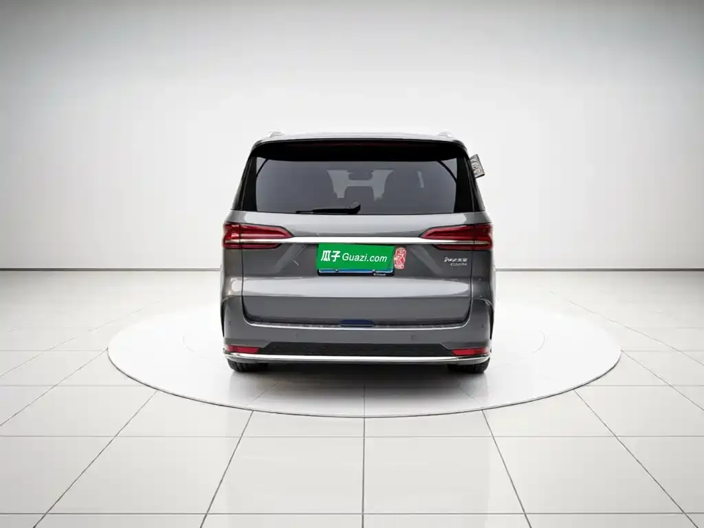 Roewe iMAX8 — фото 4