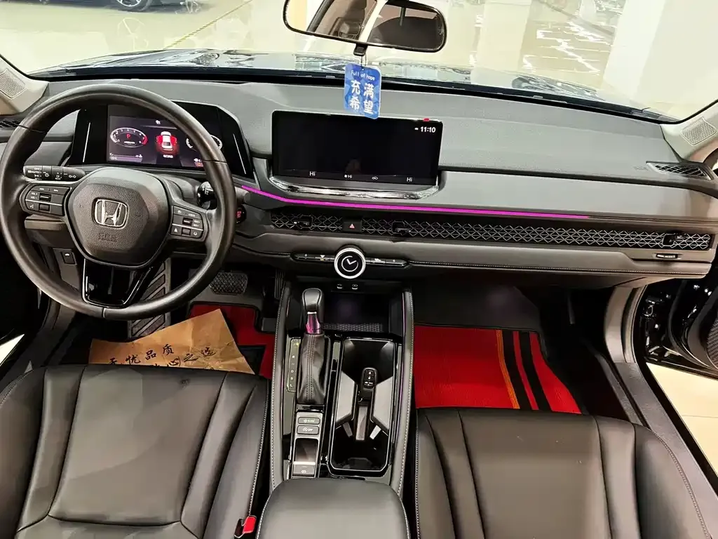 Honda Accord — фото 9