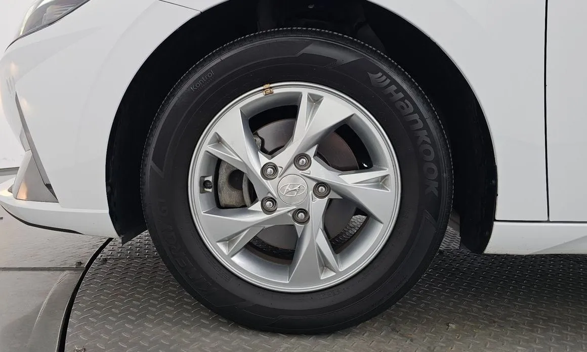 Hyundai AVANTE — фото 7