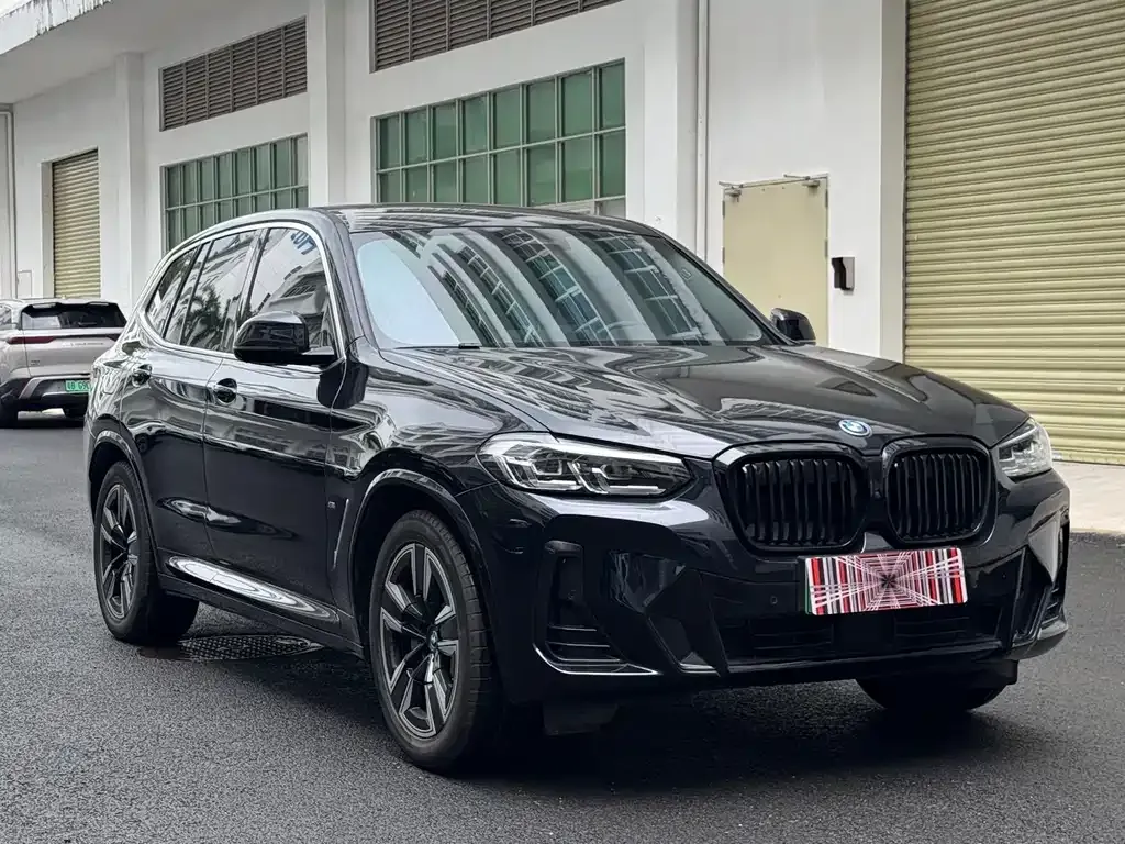 BMW iX3 — фото 3