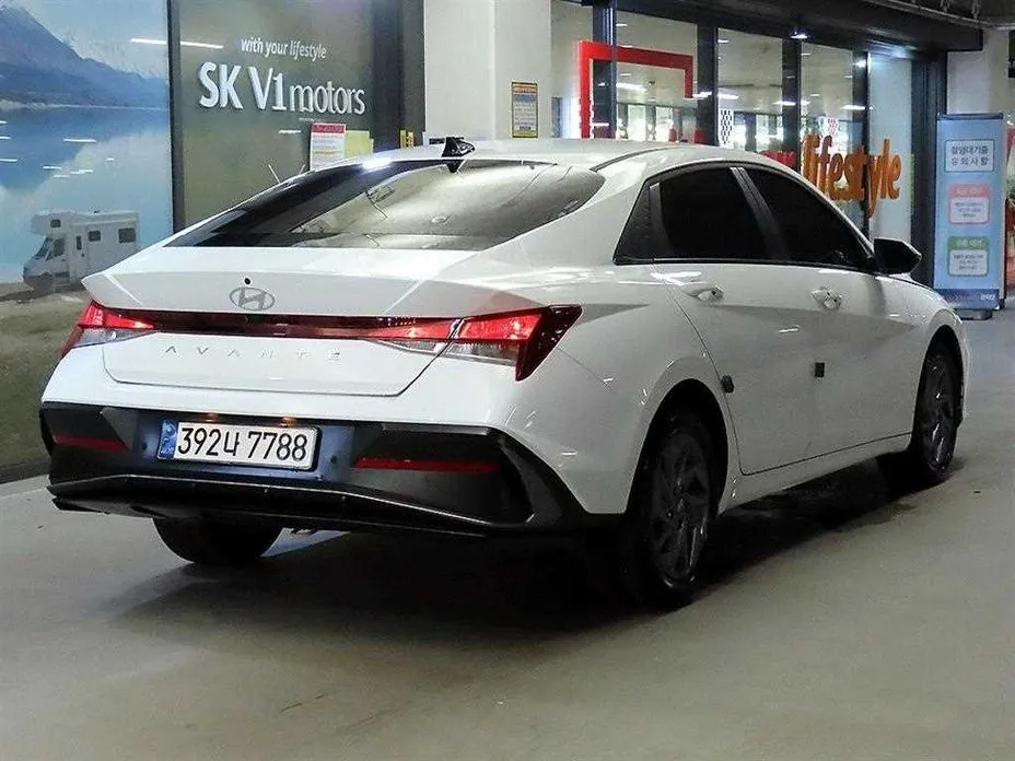 Hyundai AVANTE — фото 6