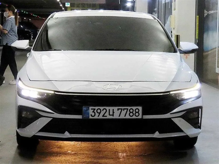 Hyundai AVANTE — фото 8