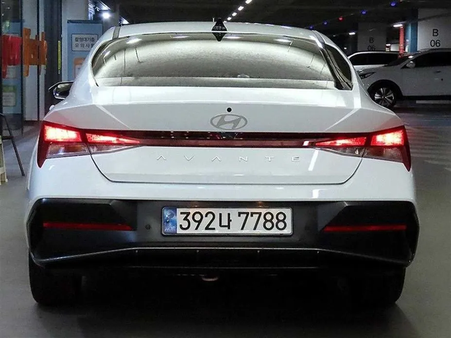 Hyundai AVANTE — фото 4