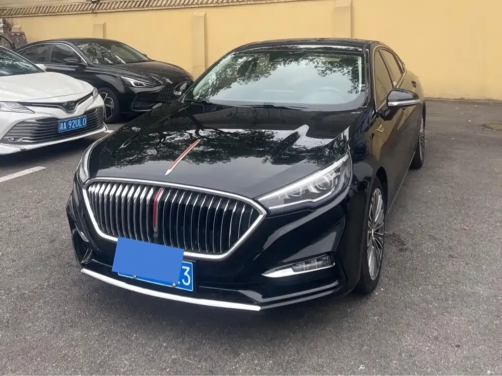 Hongqi H5 — фото 1