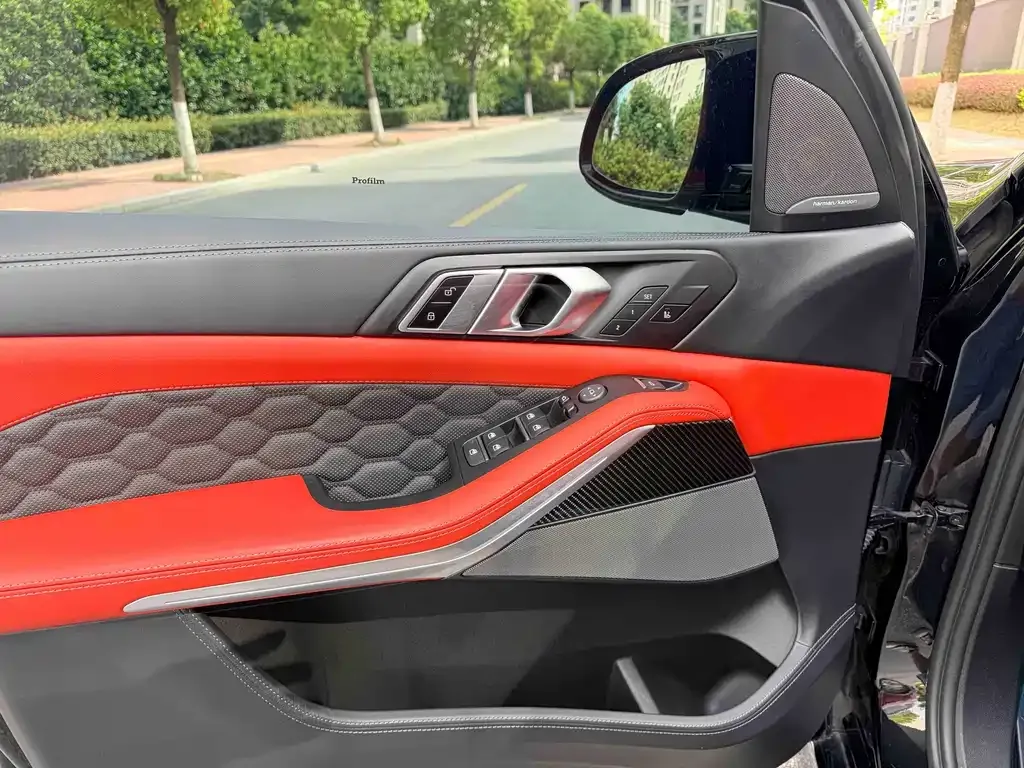 BMW X5 M — фото 10