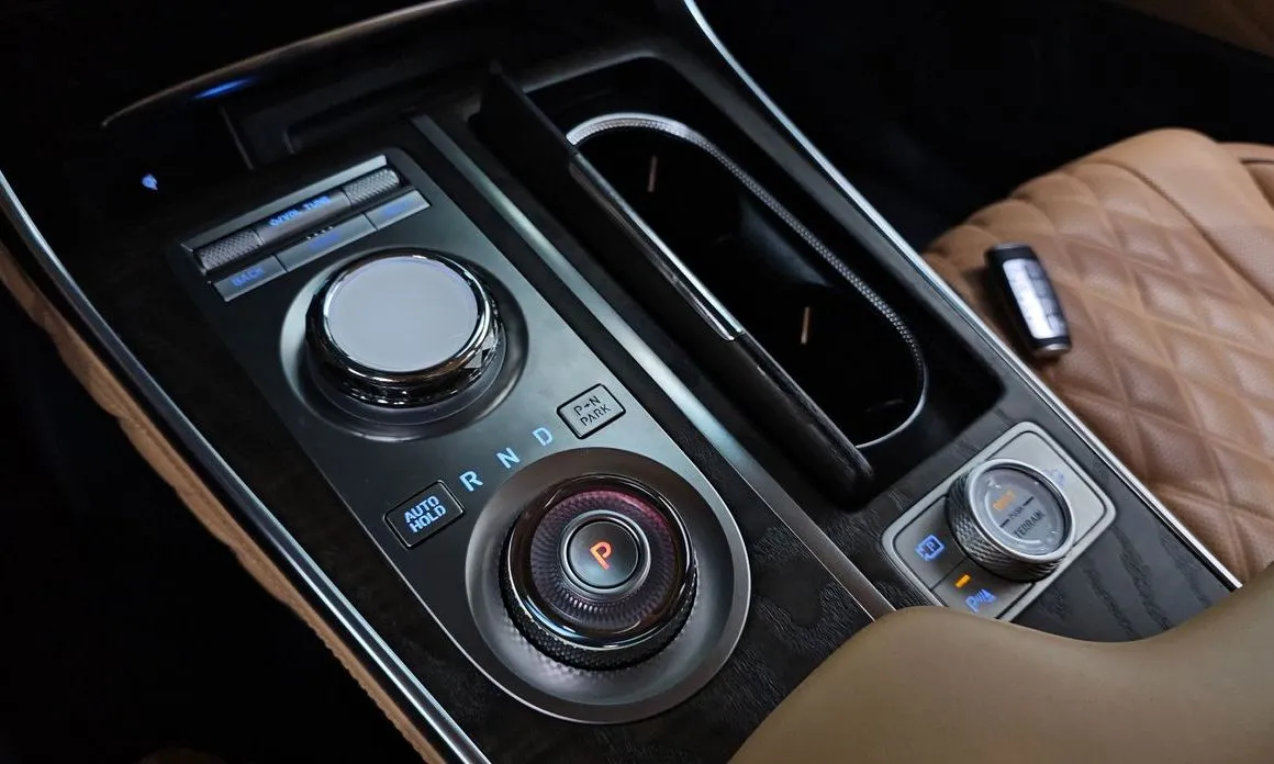 Genesis GV80 — фото 3