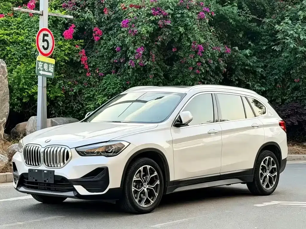 BMW X1 — фото 6