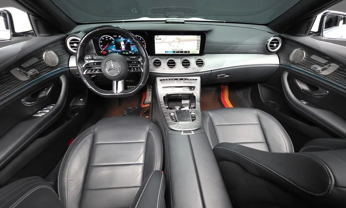 Mercedes-Benz E-Class — фото 10