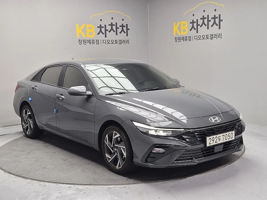 Hyundai AVANTE — фото 5