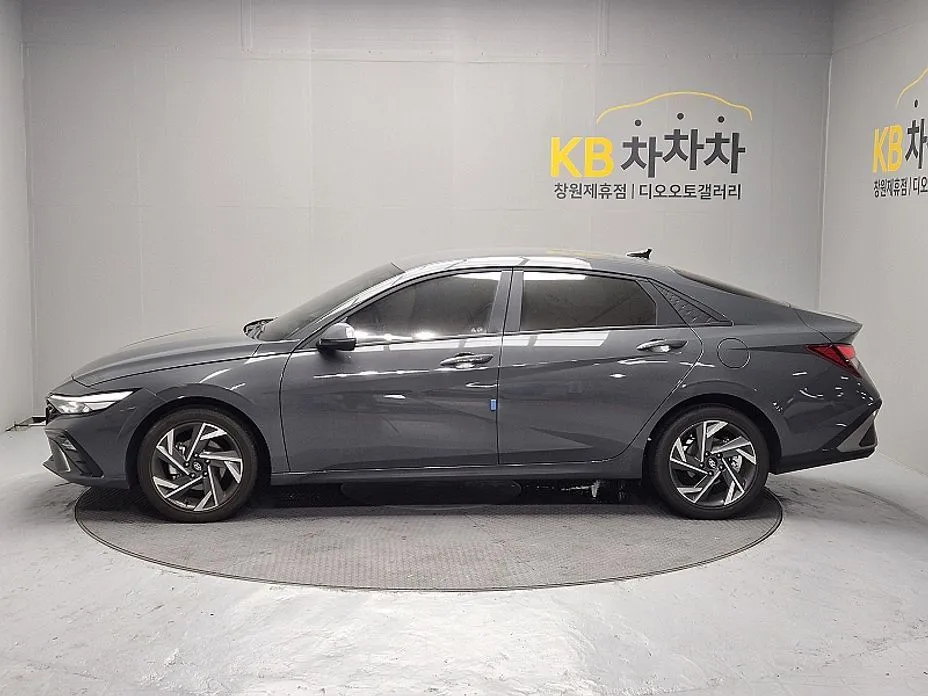 Hyundai AVANTE — фото 4