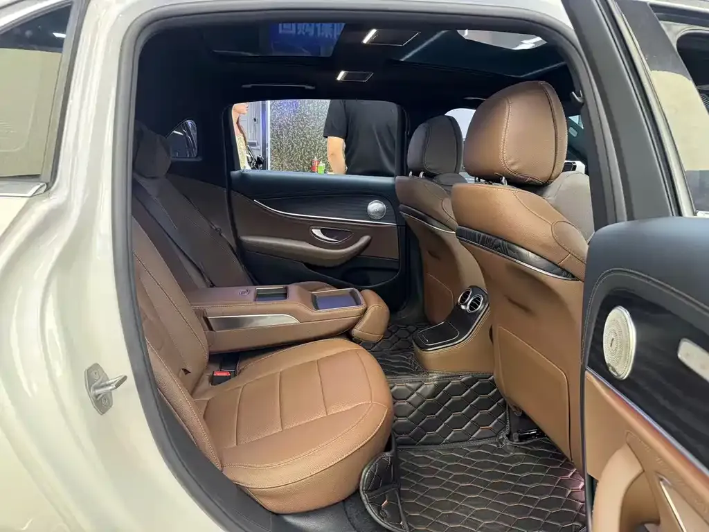 Mercedes-Benz E-Class New Energy — фото 5