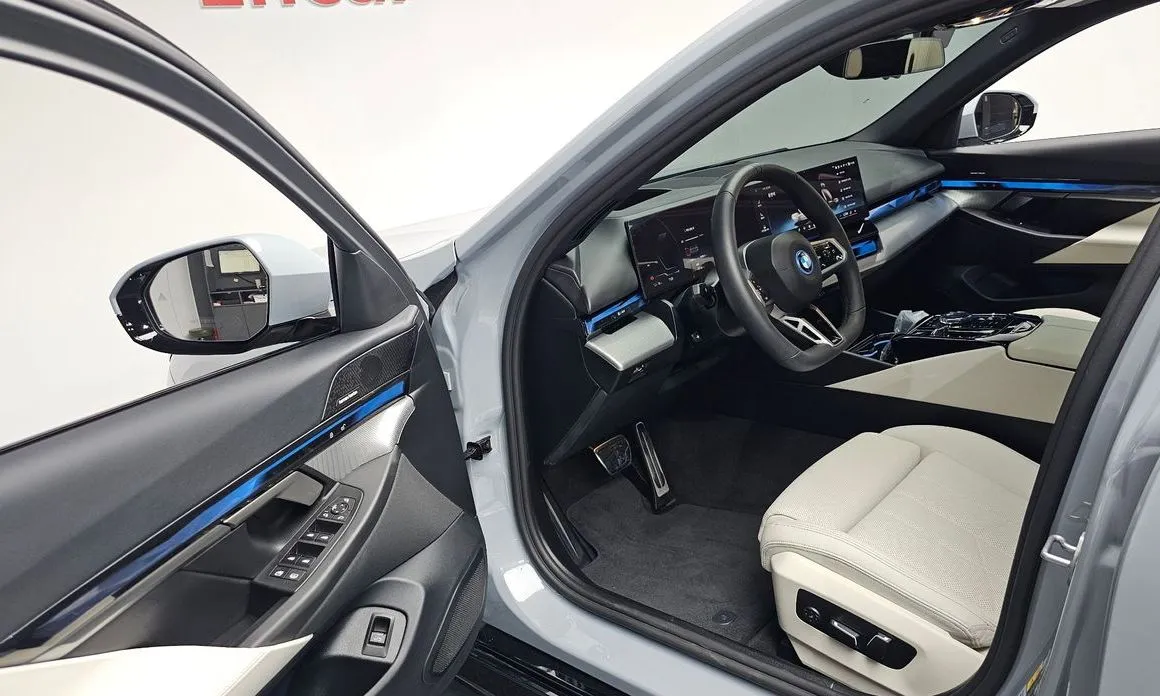 BMW i5 — фото 6