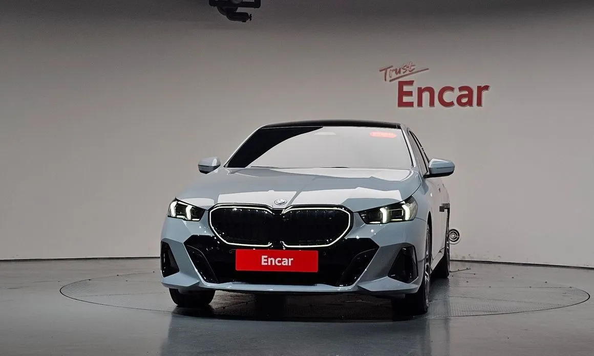 BMW i5 — фото 7