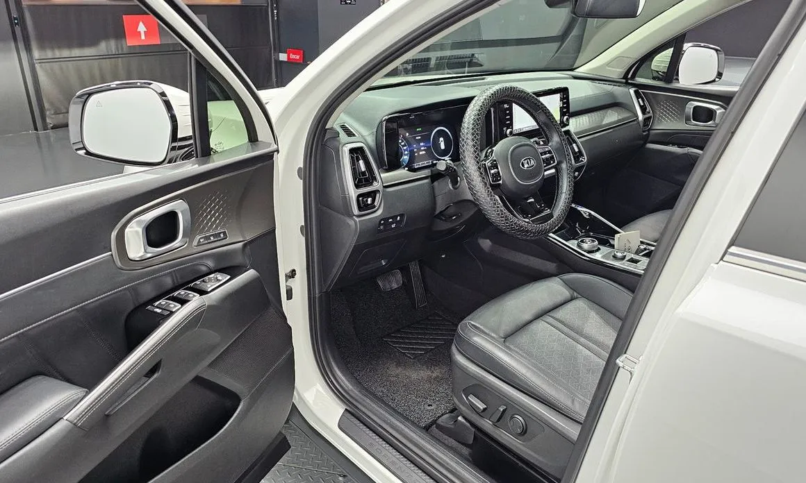 Kia Sorento — фото 5